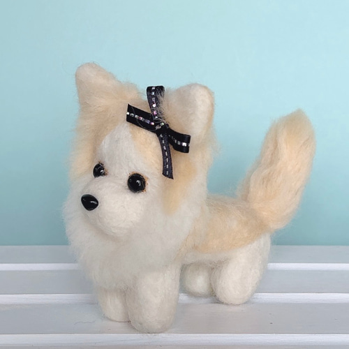 ロングコートチワワ（クリーム）の羊毛フェルト 犬 羊毛フェルト chai