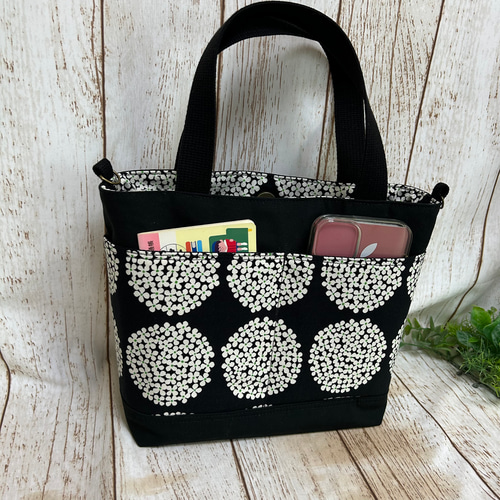 美品♡雨の日や旅行用にも♡ディーゼル♡アニマル♡トート&ポシェットセット ポケット6室 ハンドバック トートバック お散歩バック