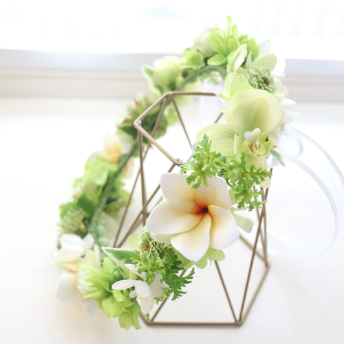ウエディングにも♡花冠♡ 花冠＊プルメリアとグリーンが爽やかに映えるリゾートウェディングや