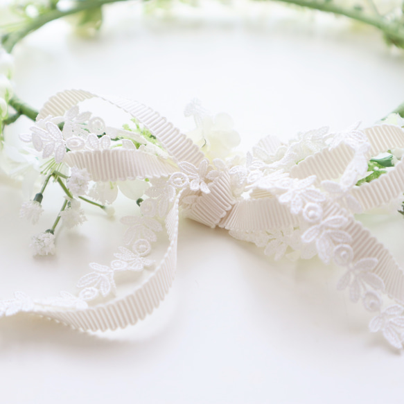 花冠　花かんむり　かすみ草　白　ホワイト　挙式用　ナチュラル　ウェディング　結婚式　髪飾り　ガーデンウェディング 4枚目の画像