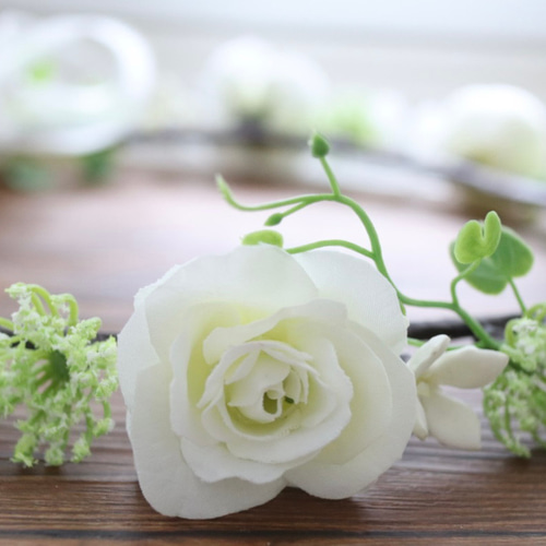 花冠 大人用 ~ Sweet Flower Tiara ~ 白 花かんむり 結婚式