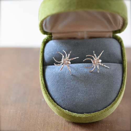 蜘蛛ピアス ピアス(スタッド・一粒) MAMECO BIJOUX 通販 蜘蛛ピアス ピアス(スタッド・一粒) MAMECO BIJOUX 通販