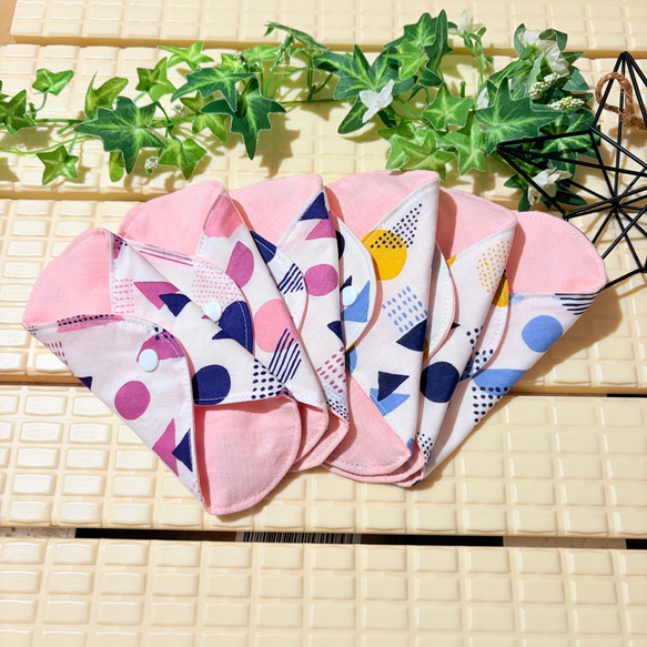 肌に優しい天然素材☆快適ガーゼライナー6枚セット☆おりものシート☆ダブルガーゼ布ナプキン 1枚目の画像