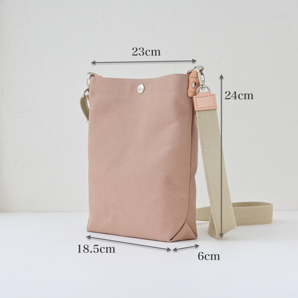 Sサイズ/20色展開/倉敷産帆布×ヌメ革♩軽量でペットボトルも入る便利なショルダーバッグ#ミルクティーベージュ 5枚目の画像