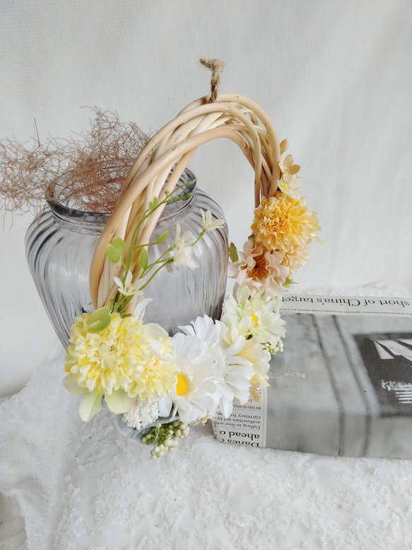 【母の日ギフト】【母の日フラワー】リース　フラワーリース　お祝い　花の贈り物　フラワーギフト　ガーベラのリース　春色 8枚目の画像