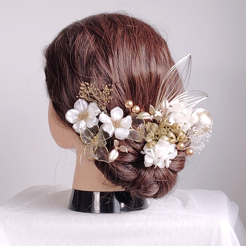 林檎の花とアメリカンフラワーの髪飾り クリアフラワー ディップ