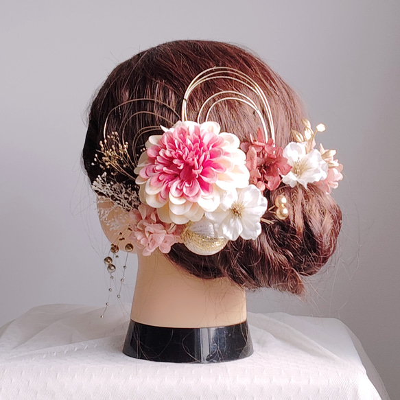 上品ジニアと小花の髪飾り 結婚式 成人式 卒業式 花嫁 和装 白無垢 色