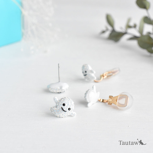 おばけ ピアス or イヤリング ハロウィン ピアス（スタッド・一粒