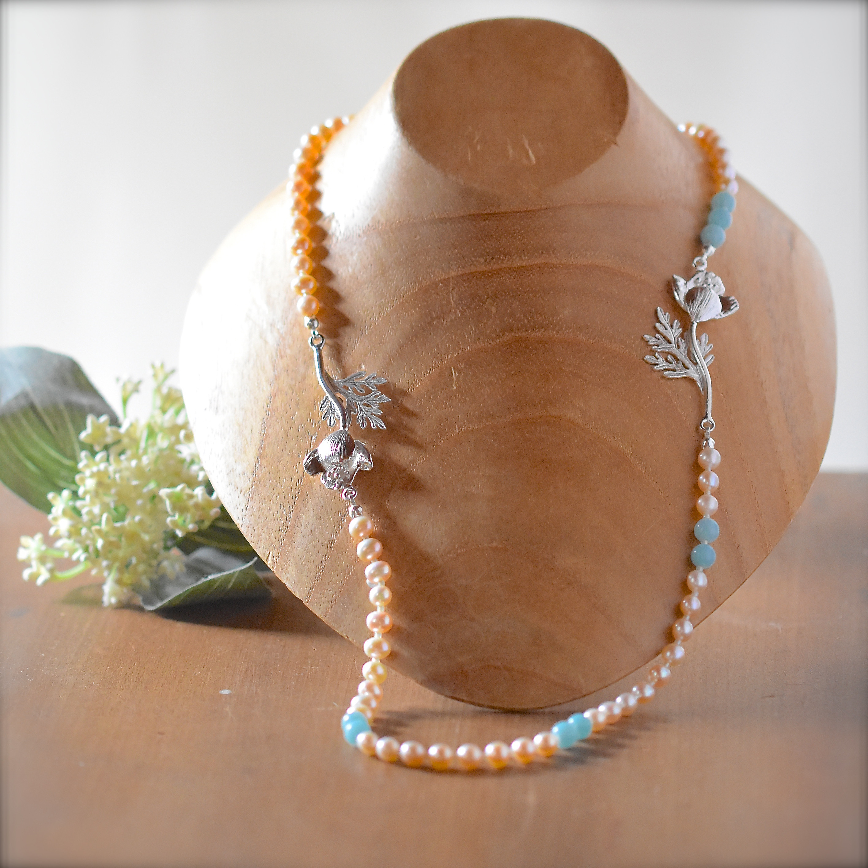 送料無料・ひなげしのパールネックレス