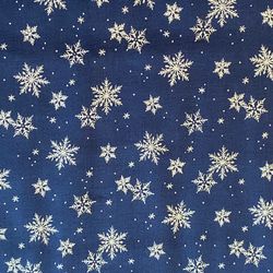 新色入荷！『クリスマス布地　雪の結晶ラメ入り　Eーネイビー地×シルバーラメ』～50cm単位でカット 8枚目の画像