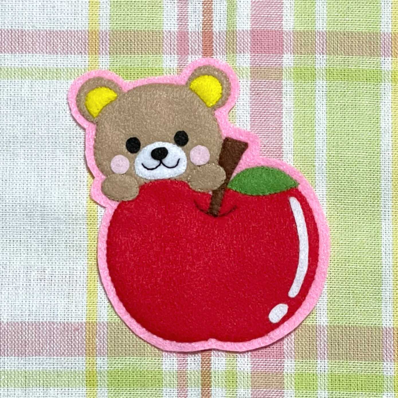 くまさんとうさぎ　フェルト名札　ワッペン