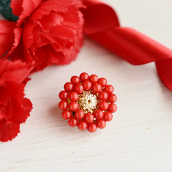 【帯留め】アンティークレトロな赤珊瑚のお花／母の日や還暦祝いにも大人気！ 1枚目の画像