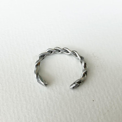 海で付けたい！付けっぱなしＯＫのアレルギー対応素材で作った三つ編みデザインのトゥーリング【送料無料】※フリーサイズ 3枚目の画像