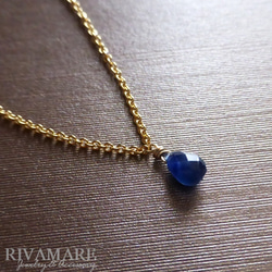 特集掲載「空の宝石－空からのしずく－」ブルーサファイア ソリティア 一粒 ドロップ ブリオレットカット ネックレス 5枚目の画像