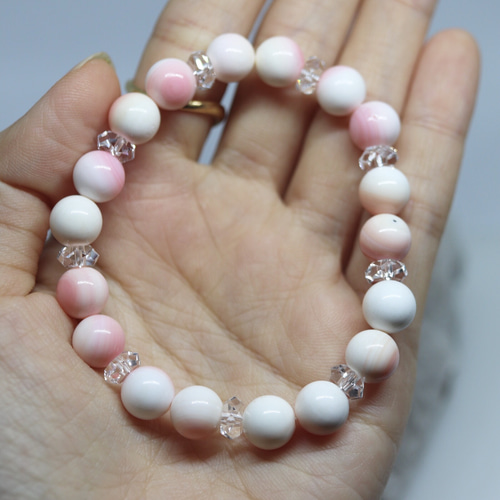 最先端 希少☆クイーンコンクシェルブレスレット ブレスレット 約15.5cm アクセサリー