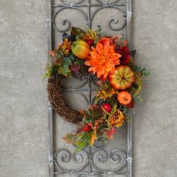 秋リース、ハロウィン、かぼちゃ、壁掛け、壁飾り、33㎝ 造花 オレンジ