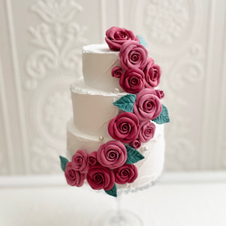 三段ローズクレイケーキ＊ワインレッド＊色変更可＊フェイクケーキ