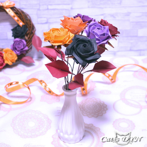 ハロウィンカラーの薔薇の花束（折り紙の薔薇の花） アート