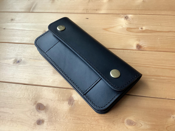 ☆トラッカーウォレット！ブラック 黒色 黒ステッチ！ 長財布