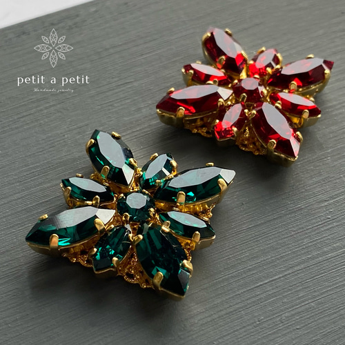 スワロフスキー®︎ ブローチ(L) clématite ゴールド ギフトボックス付