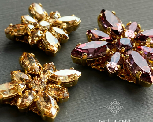 スワロフスキー®︎ ブローチ(S) clématite ゴールド ギフト