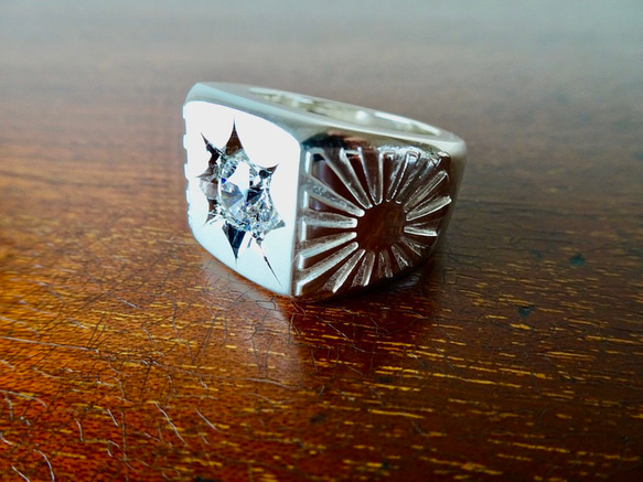 仁尾彫金『太陽の印台リング』ハンドメイド193 仁尾彫金『太陽の印台リング』ハンドメイド193 - AEROTHMITH'S GALLERY