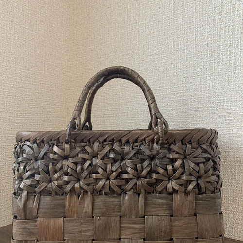 胡桃 胡桃籠バッグ 手作り くるみかごバッグ 市松編み、立体花編み 内