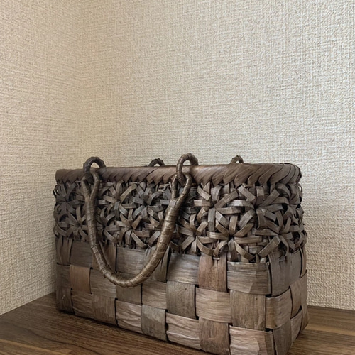 胡桃 胡桃籠バッグ 手作り くるみかごバッグ 市松編み、立体花編み 内