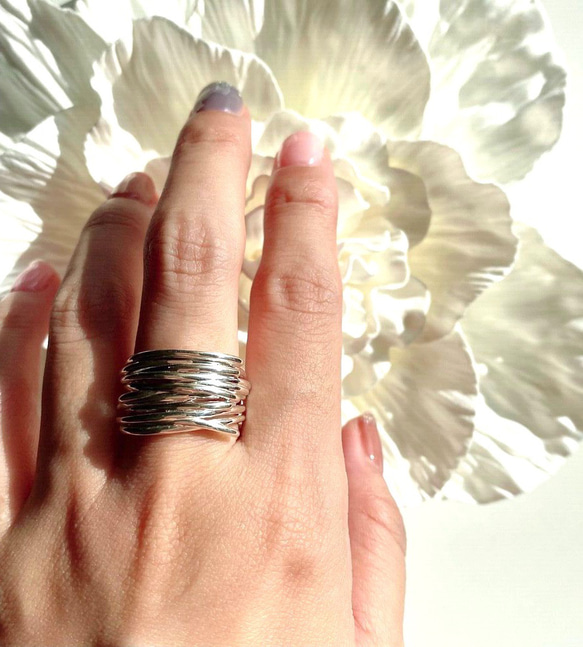 ♡シルバー925/重なったボリュームリング♡R2741 4枚目の画像