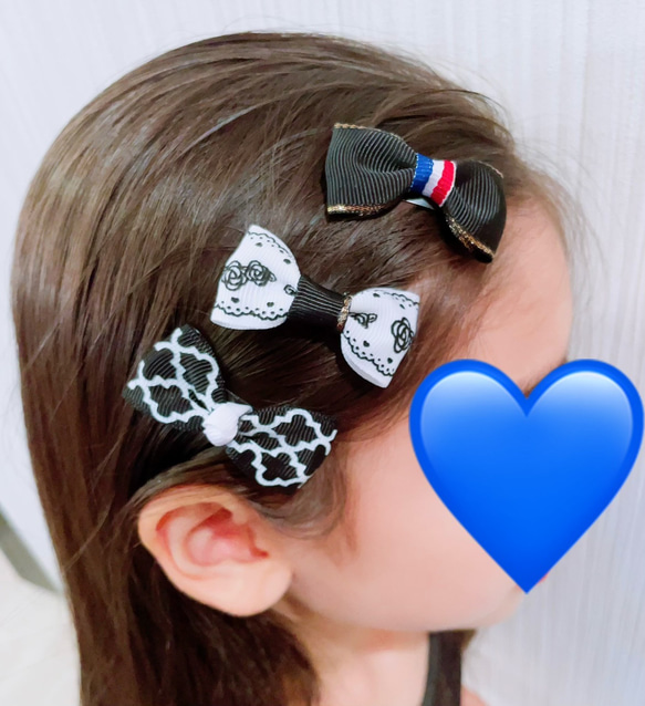 黒×白リボンの上品かわいいヘアピン3個セット 2枚目の画像