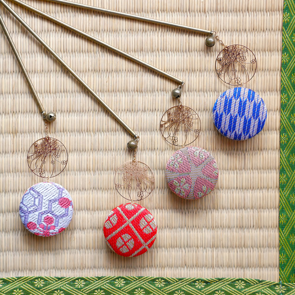 かんざし　茶色畳縁.小梅ちゃん.ちりめん葉.金糸飾り 受注制作】茶 金 成人式 髪飾り つまみ細工 ちりめん 卒業式 結婚式