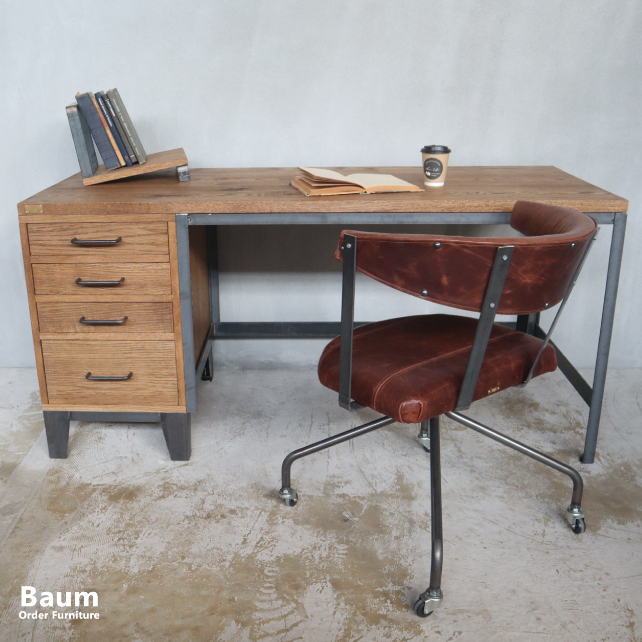 高級ウォールナットデスク真鍮金具