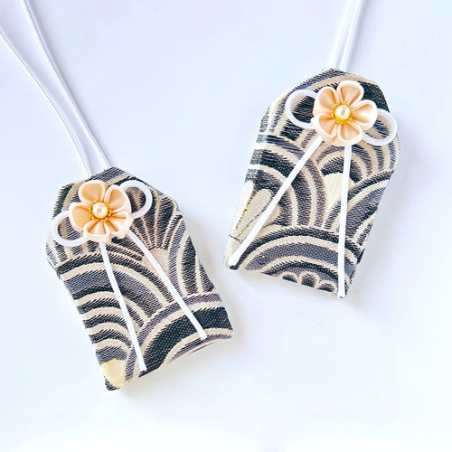 銀青海波」（サイズオーダー可）元巫女のお守り袋 その他雑貨 花守堂