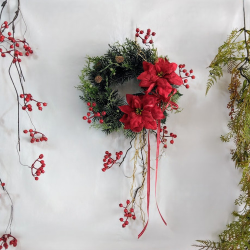 深紅ポインセチアとサンキライのクリスマスリース ax604 アーティ