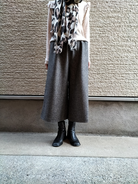 2025AW♥イタリア製ツィード♥『甘くなりすぎない』細見え♥ワイドパンツ【M,L,2L,3L,4L】 3枚目の画像
