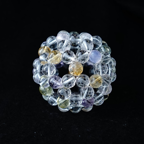 神聖幾何学フラーレン　天然水晶とパワフルミックスストーン10ミリ球 2枚目の画像