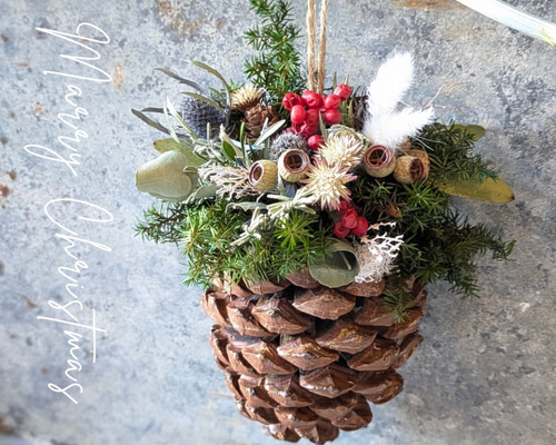 花　アートフラワーブーケ　造花　寒牡丹　松ぼっくり　松　ドングリ　立体　絵画 800678889f34140d7936f4acb4195b