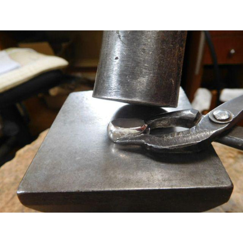 プラチナ900、甲丸リング、職人さんの手彫り・手作り品、専門店より出品です。 プラチナ900、甲丸リング、職人さんの手彫り・手作り品、専門店より