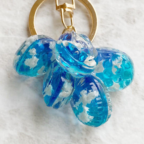 No.279 レジン ヘアゴム キーホルダー ピンバッジ カスミソウ雪の結晶