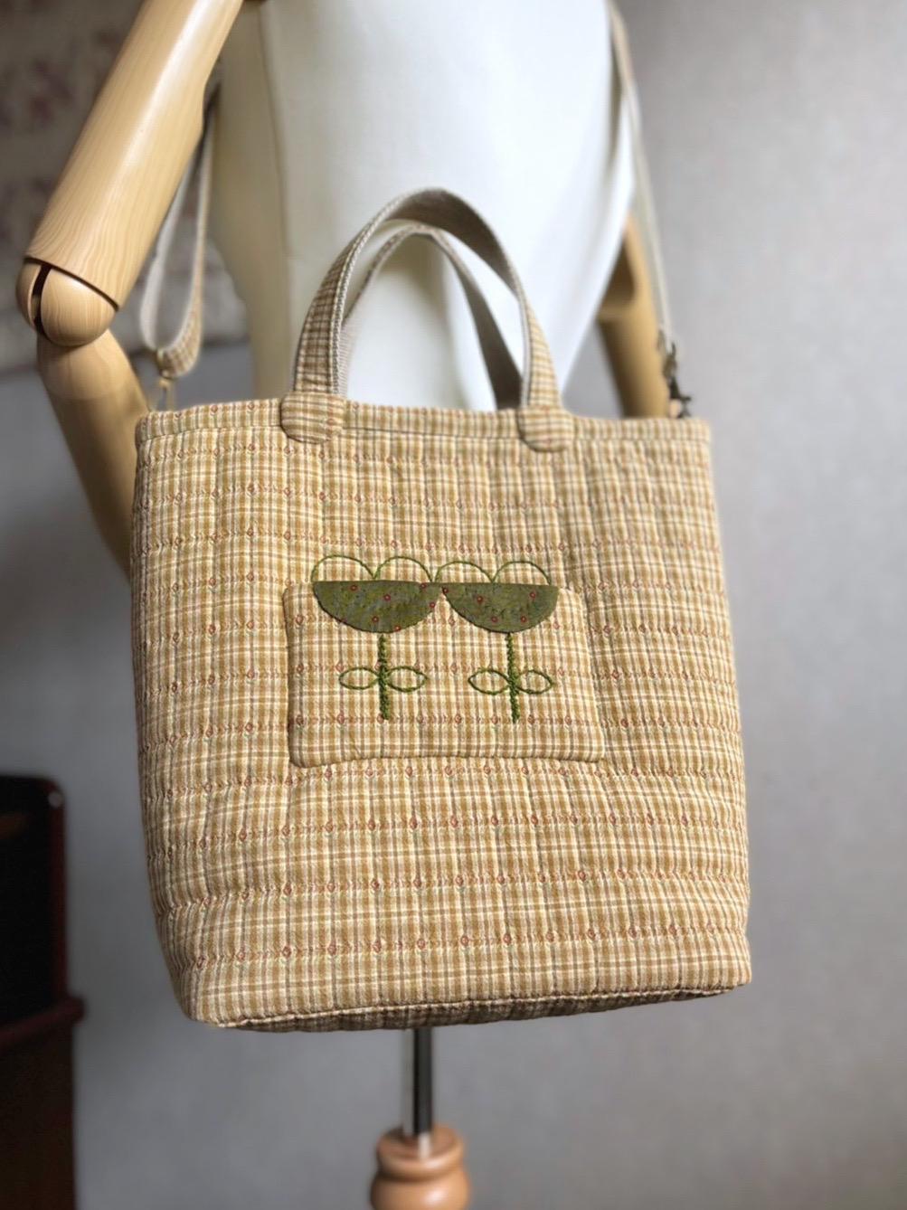 【Creema限定】アップリケと刺繍のフラワー☆2wayトートバッグ