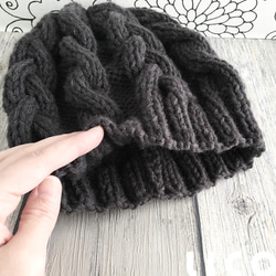 【受注】冬のこびとニット帽/ウール二種の縄編み*ブラックセサミ 3枚目の画像