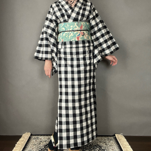 ナチュラルな風合いのチェック柄木綿着物 着物 花鹿 kajika 通販