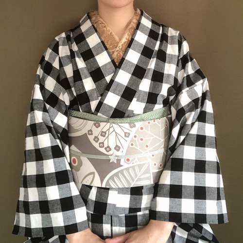 mie様　着物・着物ドレス 黒と白のチェック柄 ナチュラルな風合いのチェック柄木綿着物 着物 花鹿 kajika 通販