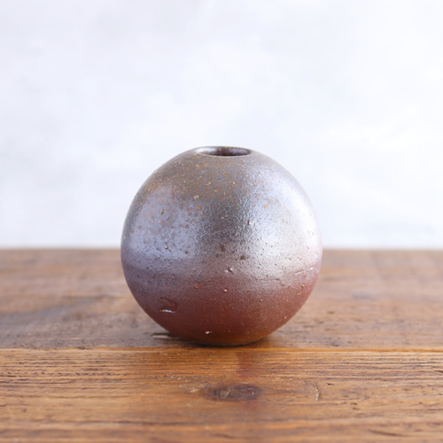 備前焼　陶器製フラワーベース 茶色 備前焼 小さな丸い一輪挿し【B】 【陶器・花器・花入れ・フラワー
