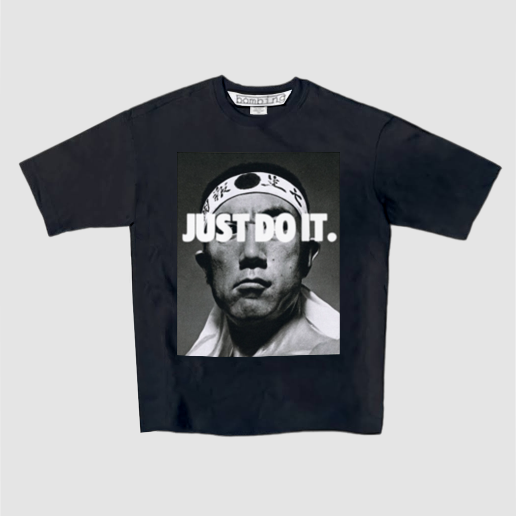 三島由紀夫　JUST DO IT　オンブレフォント　ブラックTシャツ　【 インクジェット 】