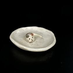 【送貓陶器】新光折妖怪所擁有的白豆盤 第2張的照片