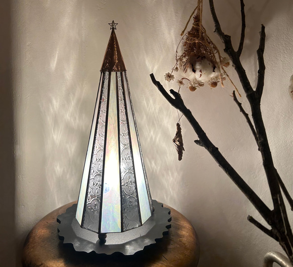 飾らないクリスマスツリー】ステンドグラス ランプ スタンドライト