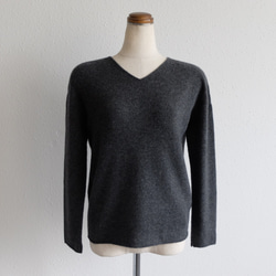 【再入荷】enrica cashmere knit 063 / charcoal 1枚目の画像
