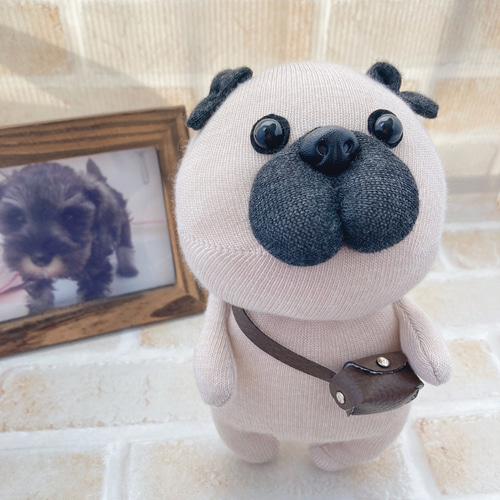 ハンドメイド パグちゃんのぬいぐるみ ☆オーダーメイド☆ ぽっけに手 パグ ぬいぐるみ ぬいぐるみ