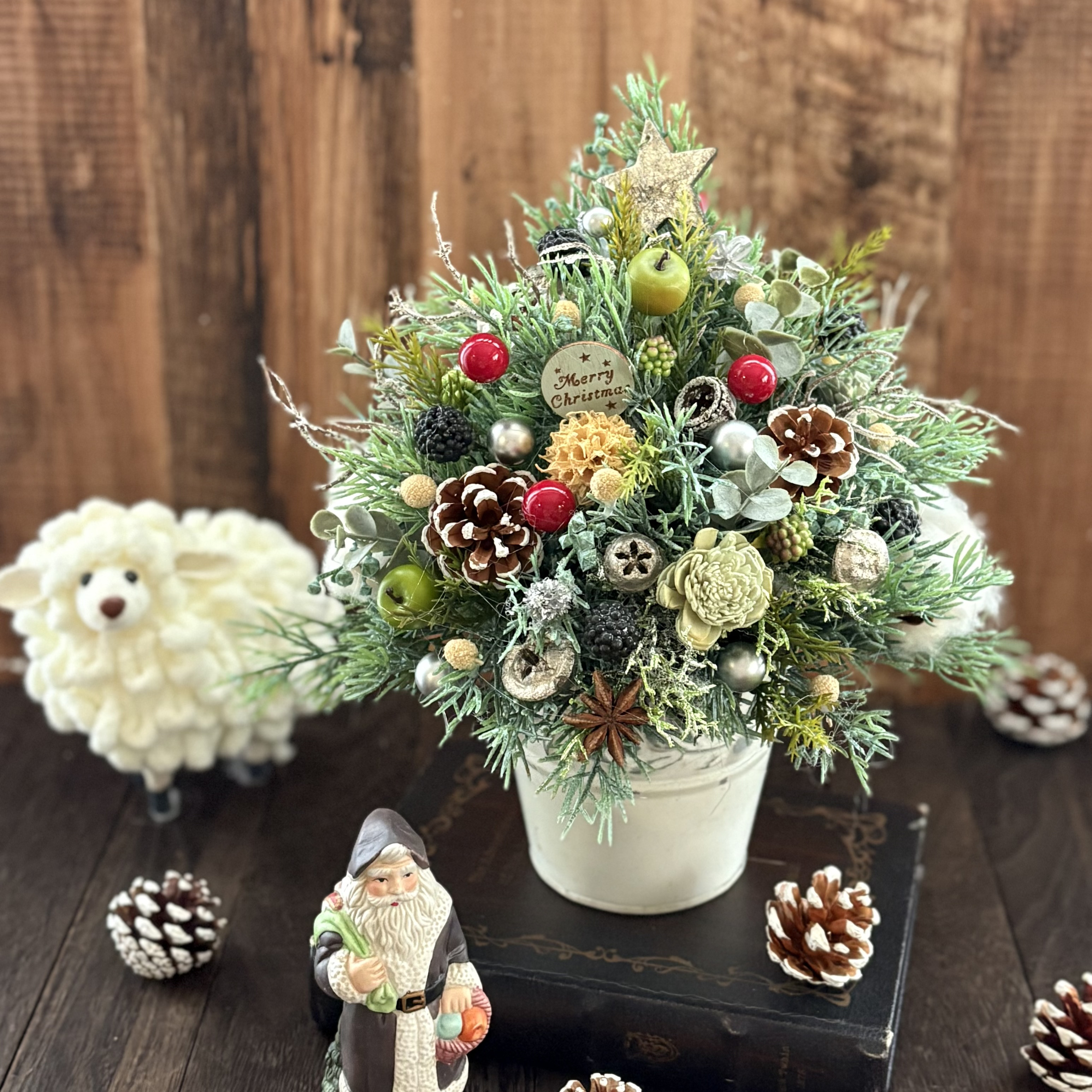 クリスマスツリー、ノエルの森、北欧、アレンジメント、造花、クリスマスアレンジメント　高さ30㎝